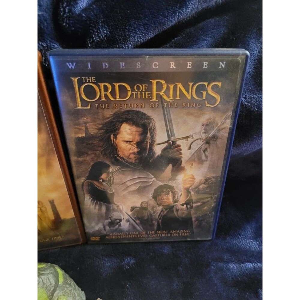 Lord of the Rings Trilogy Widescreen DVD Set Weta Smeagol Statue Lot - Picture 9 of 10